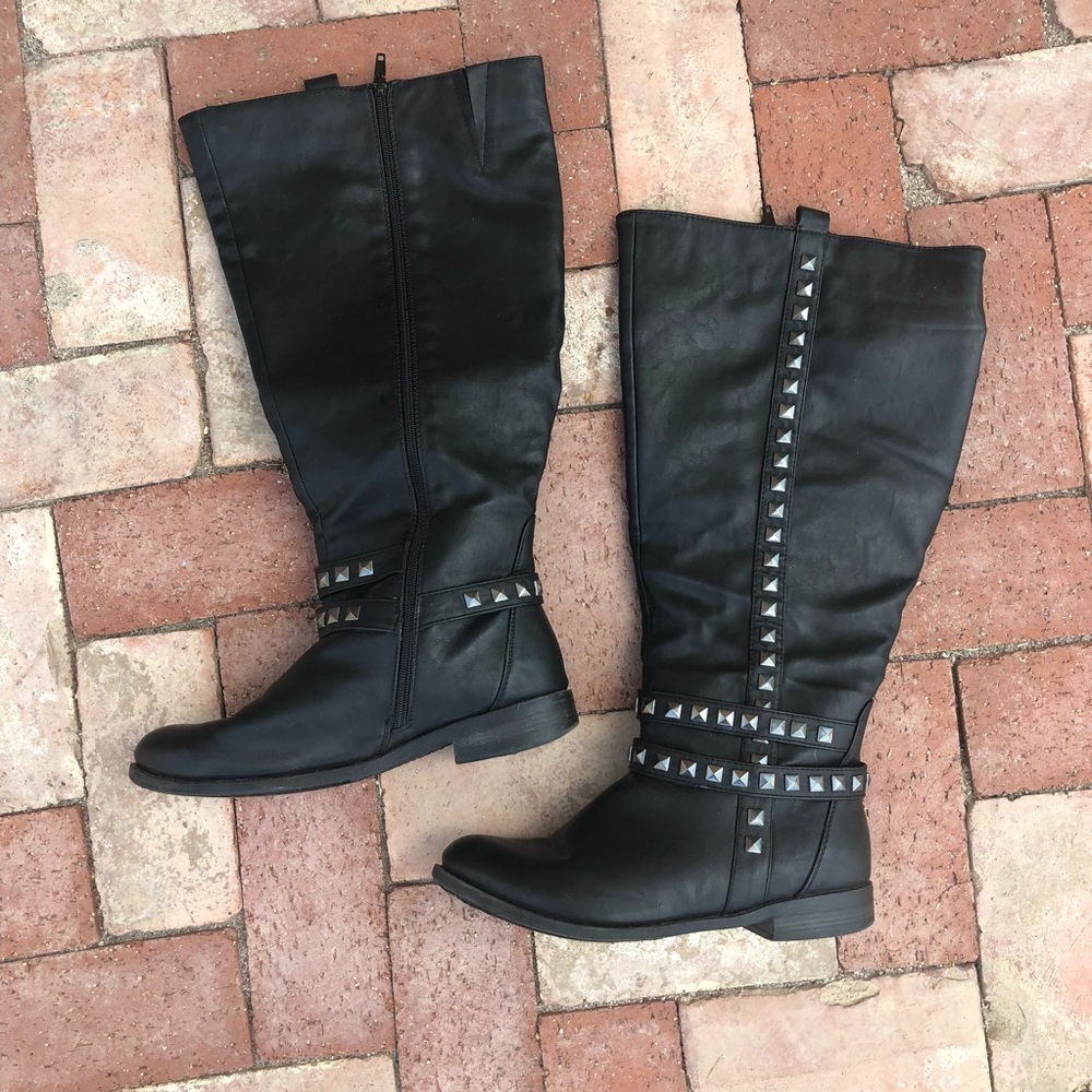 Black leather studs Torrid knee high boots 10W